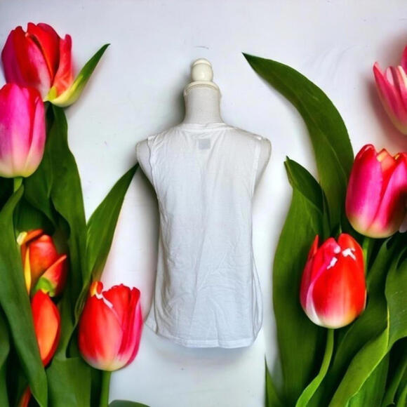 FILA women’s shirt size L. White multicolored. New with tags. Tank top. Bright - Picture 3 of 3